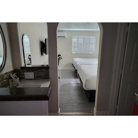 Hotel Avenida Victorville I 15 المظهر الخارجي الصورة