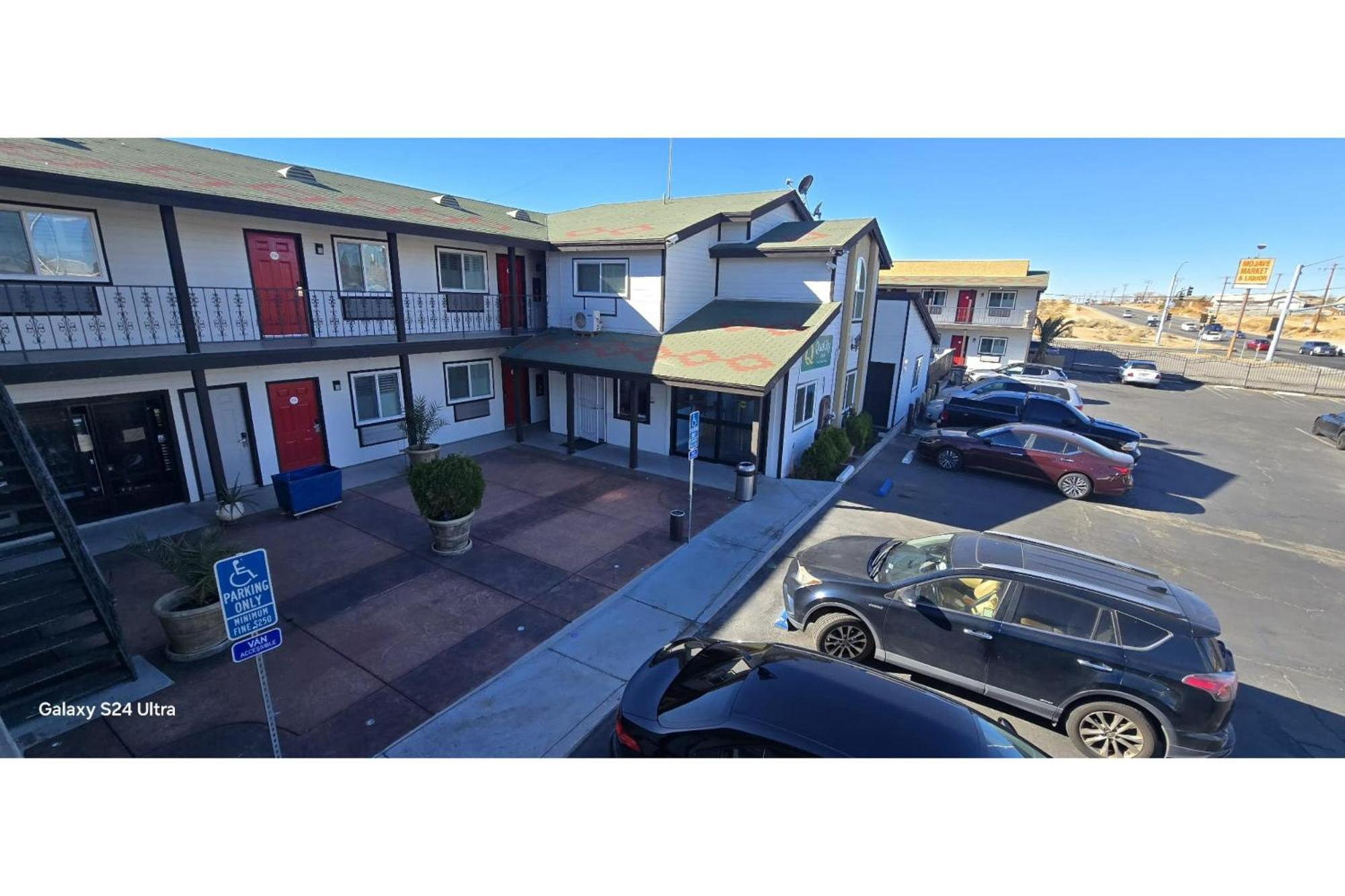 Hotel Avenida Victorville I 15 المظهر الخارجي الصورة