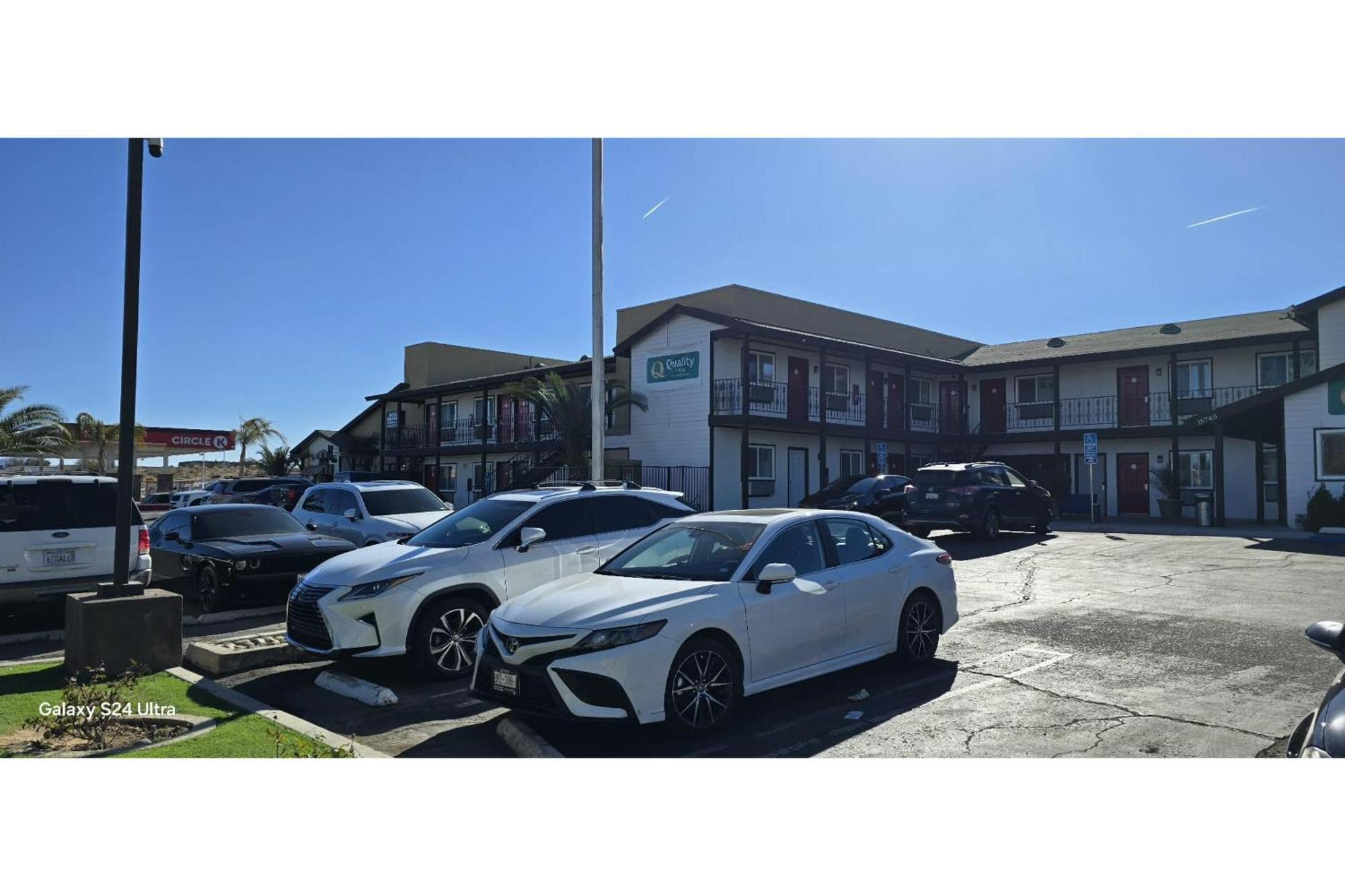 Hotel Avenida Victorville I 15 المظهر الخارجي الصورة