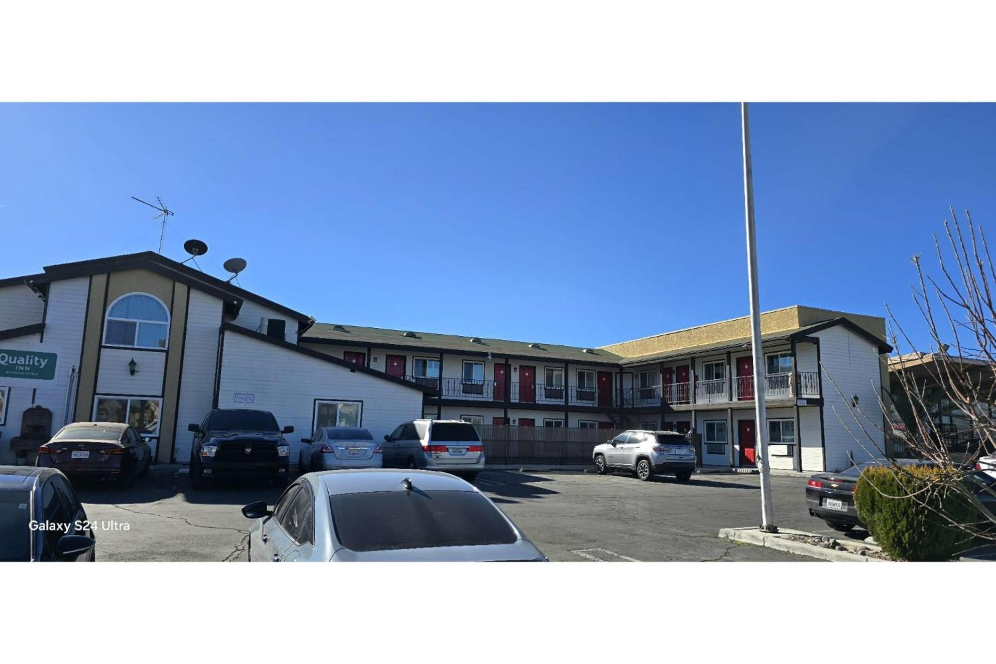Hotel Avenida Victorville I 15 المظهر الخارجي الصورة